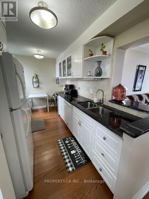 #1003 5 OLD SHEPPARD AVENUE - 6