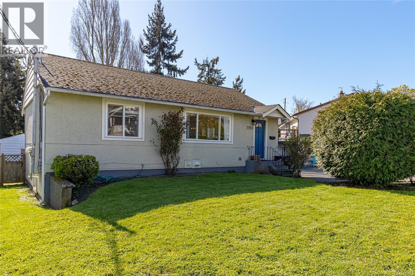  2951 Cedar Hill Road, Victoria