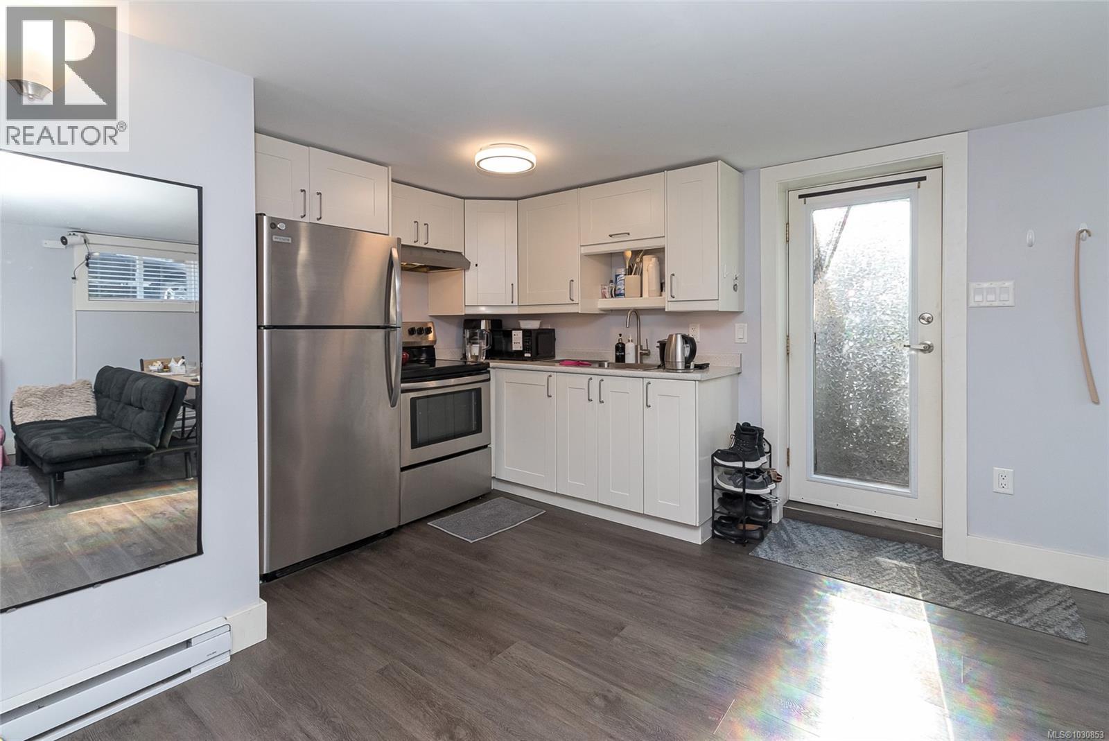  2951 Cedar Hill Road, Victoria