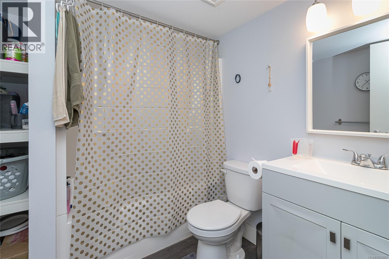  2951 Cedar Hill Road, Victoria