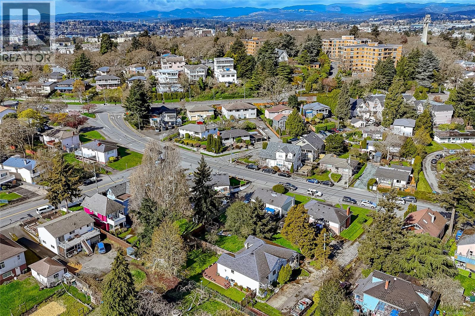  2951 Cedar Hill Road, Victoria