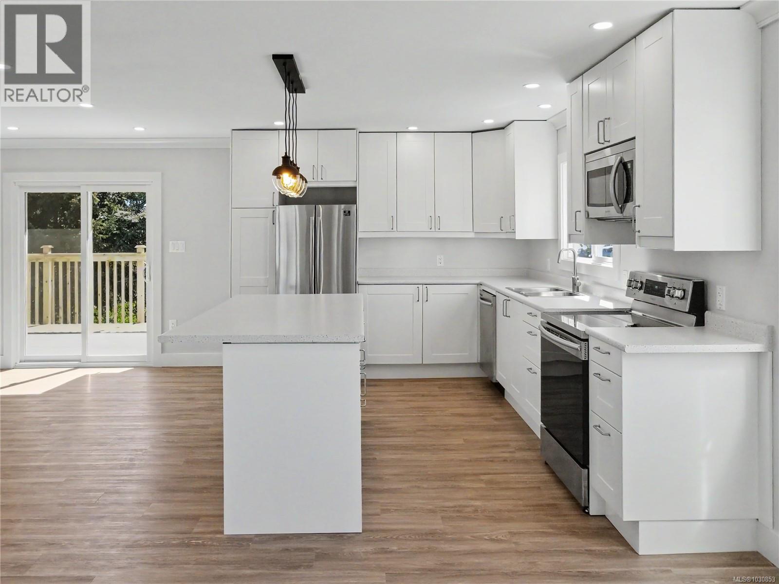  2951 Cedar Hill Road, Victoria