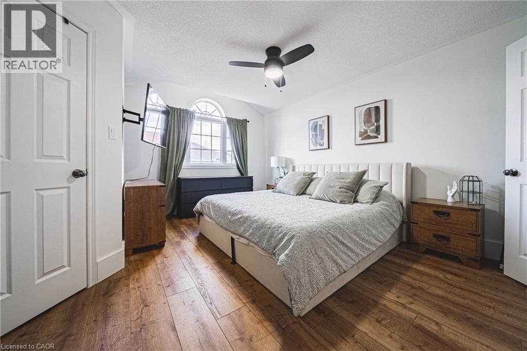 #41 20 MCCONKEY CRESCENT - 18