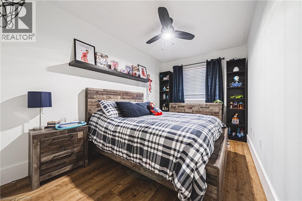 #41 20 MCCONKEY CRESCENT - 23
