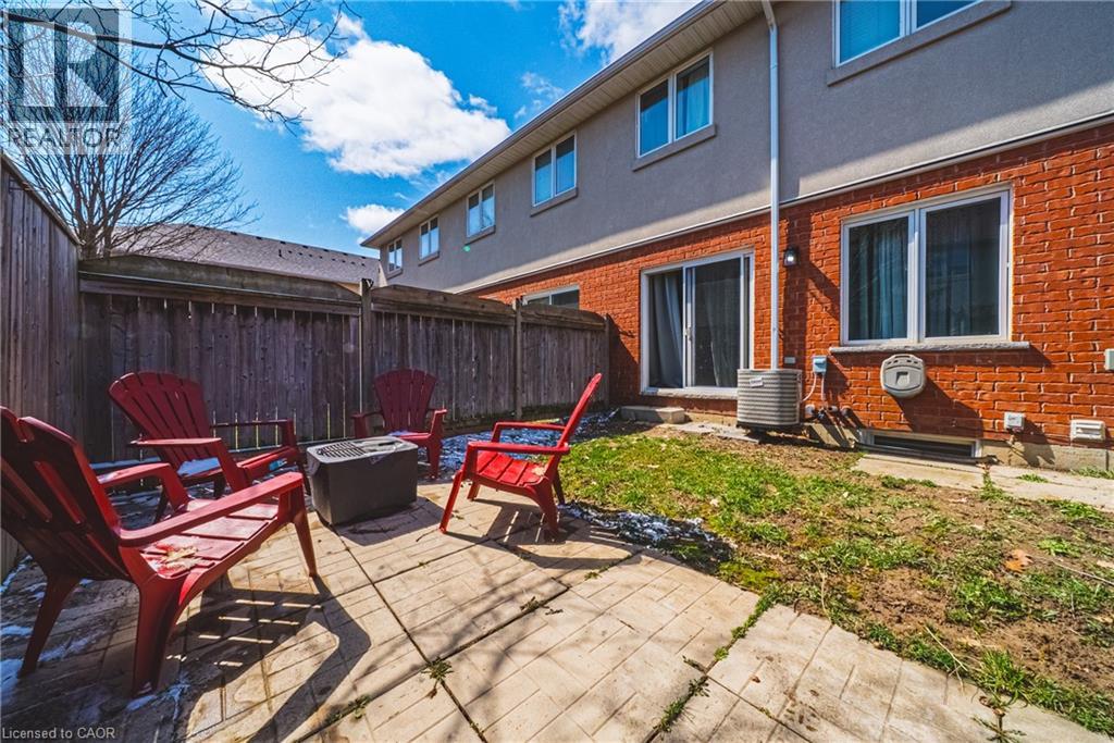 #41 20 MCCONKEY CRESCENT - 29