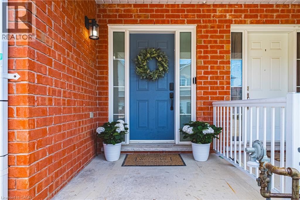 #41 20 MCCONKEY CRESCENT - 30