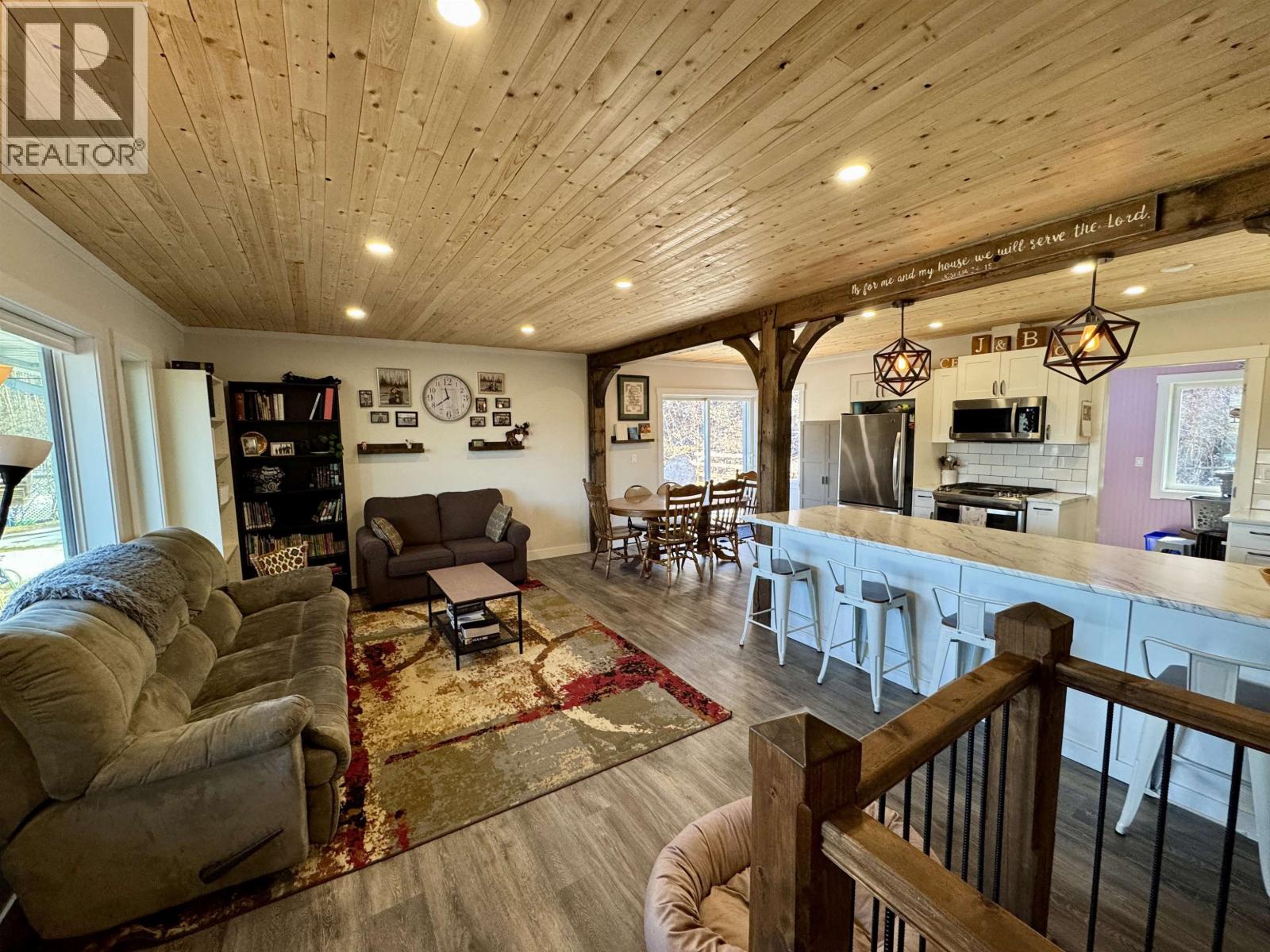 1681 FIRST Street, Telkwa