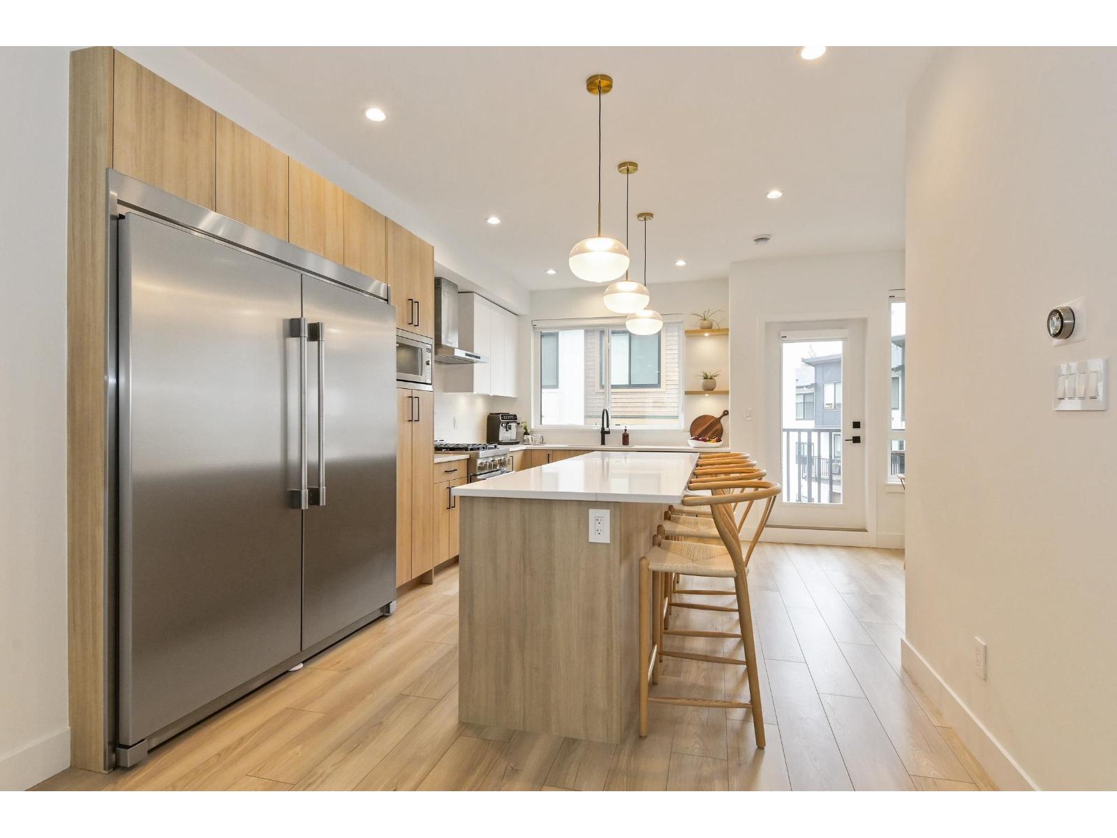 15 17538 100 AVENUE, Surrey