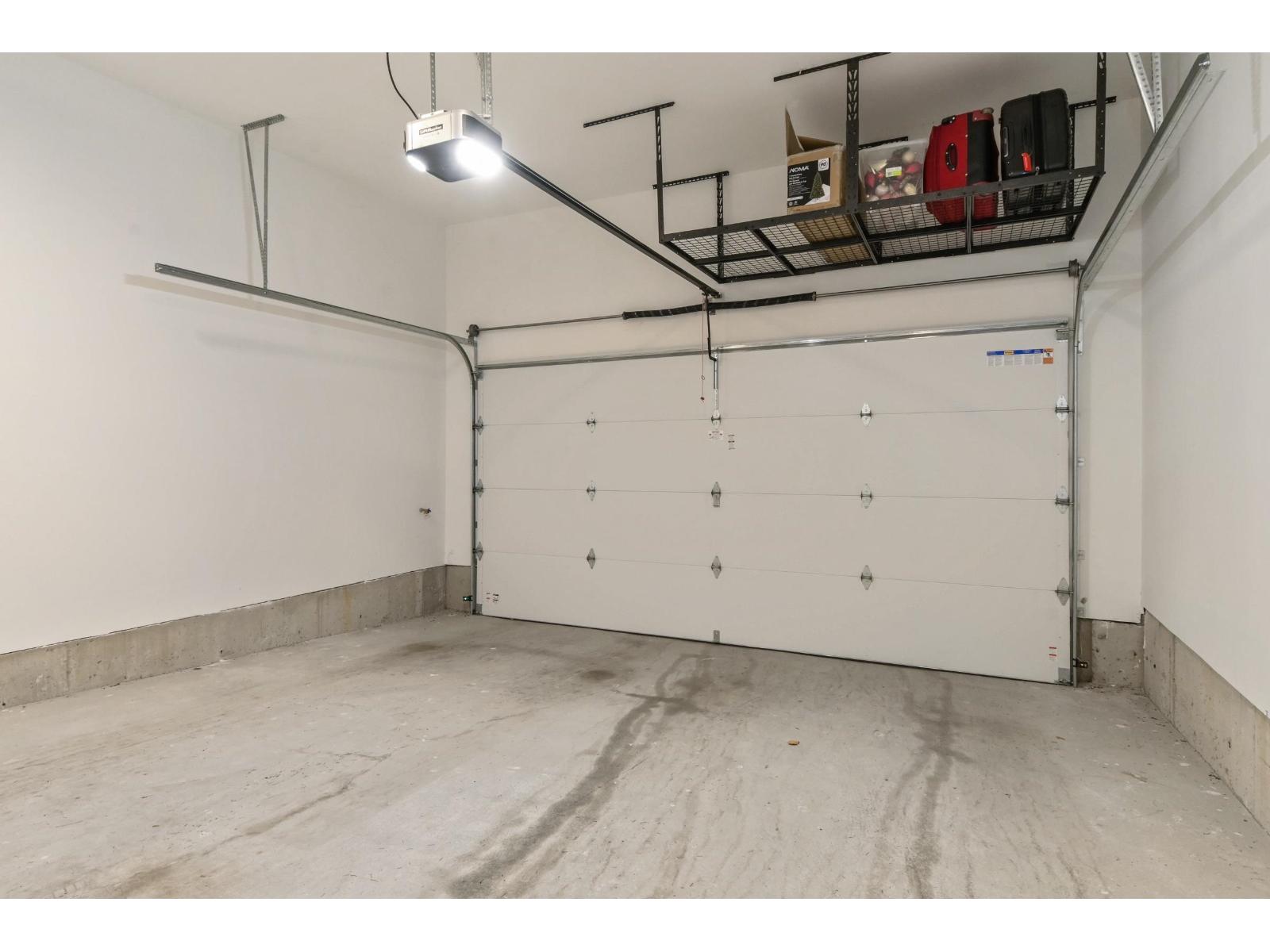 15 17538 100 AVENUE, Surrey