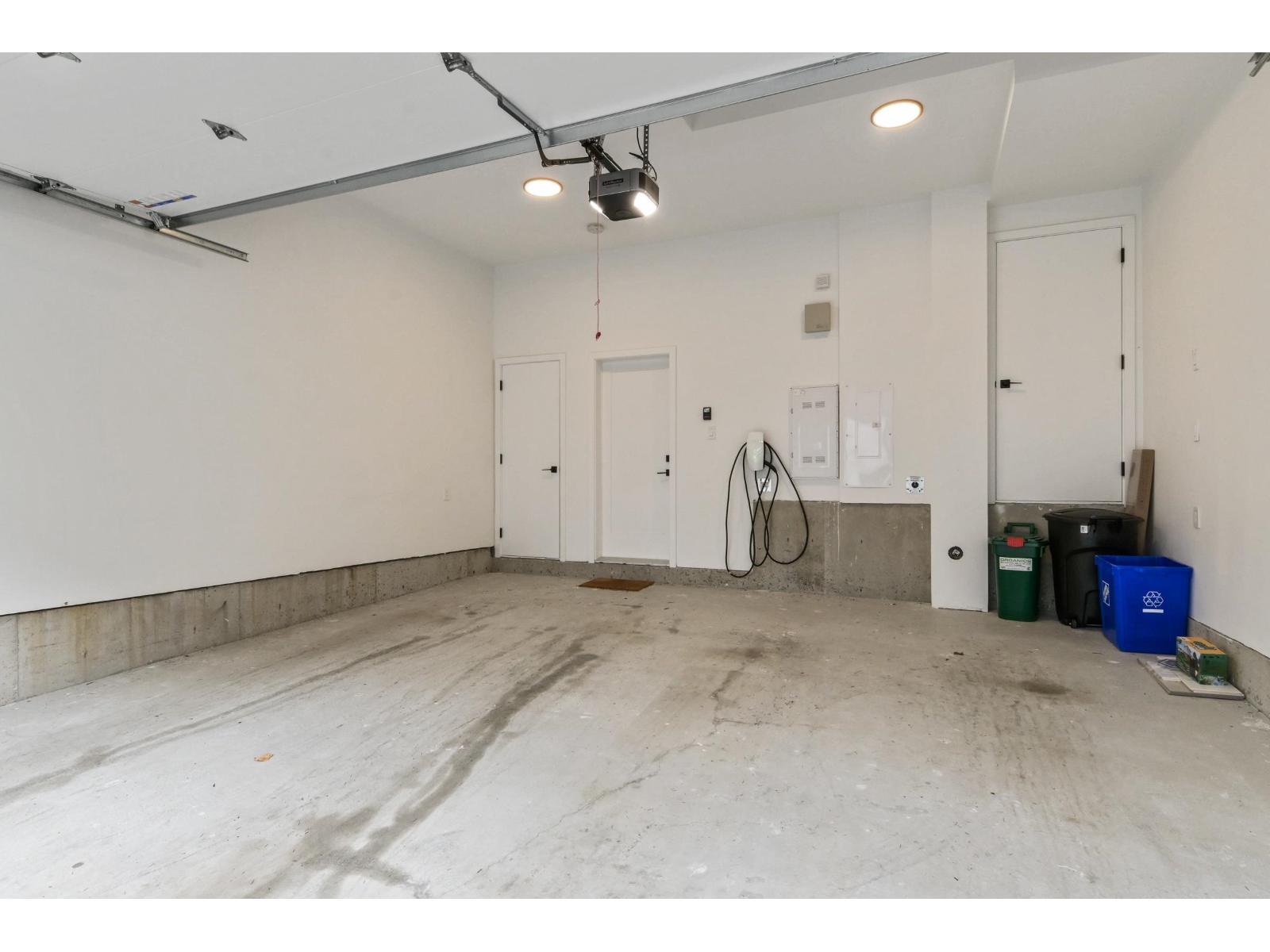 15 17538 100 AVENUE, Surrey