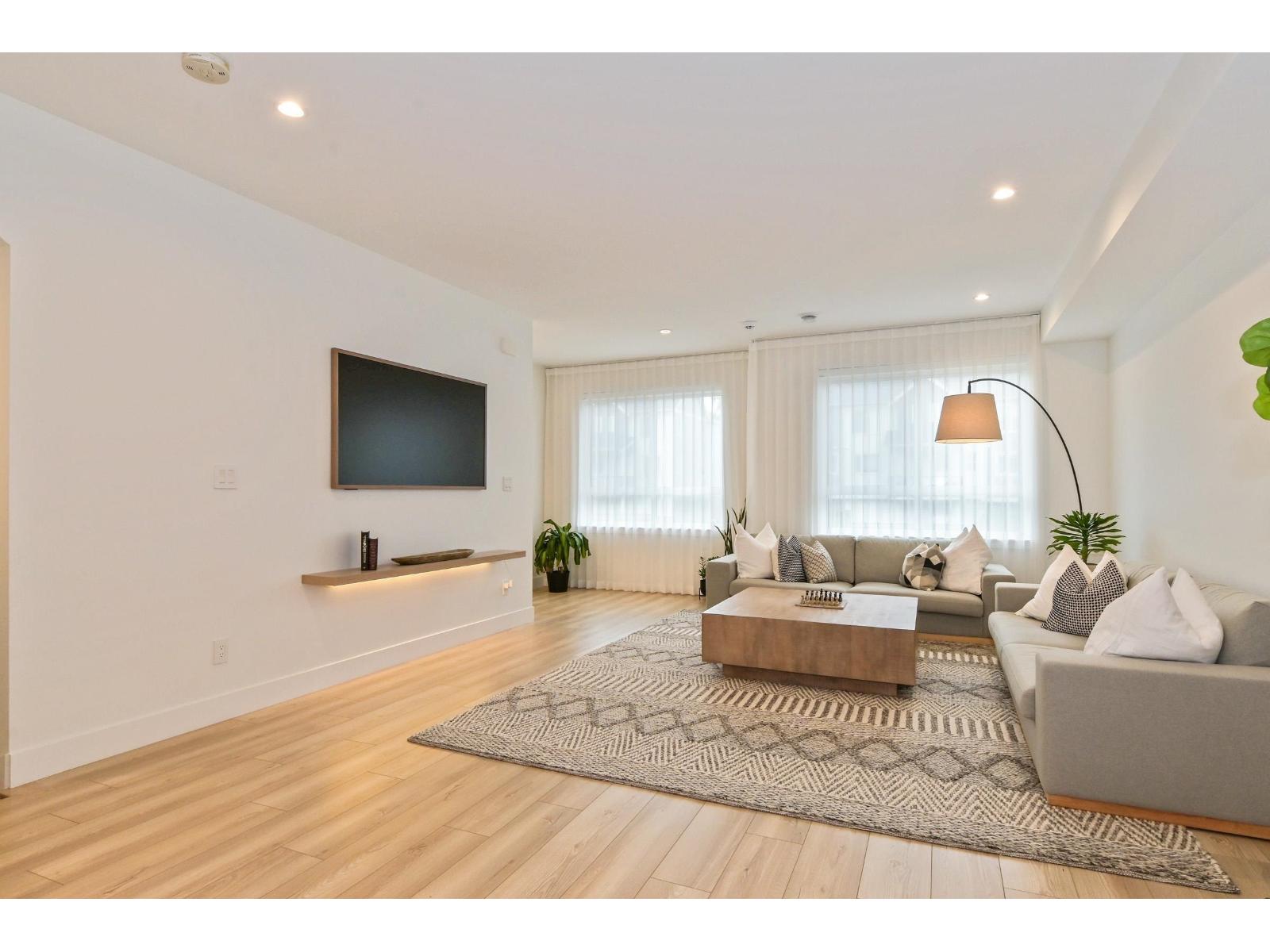 15 17538 100 AVENUE, Surrey