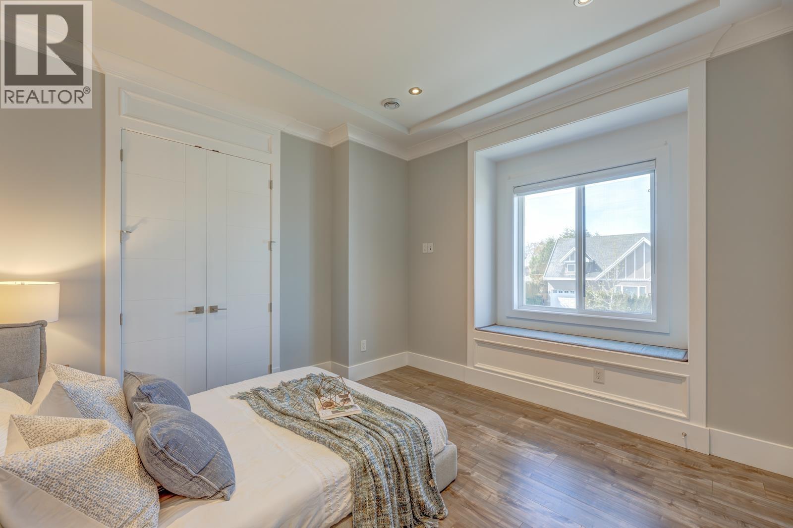 7102 BRIDGE STREET, Richmond