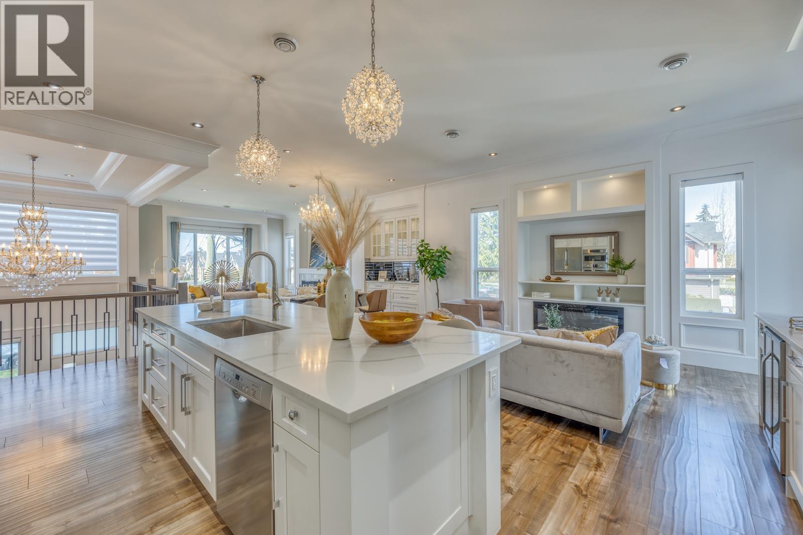 7102 BRIDGE STREET, Richmond