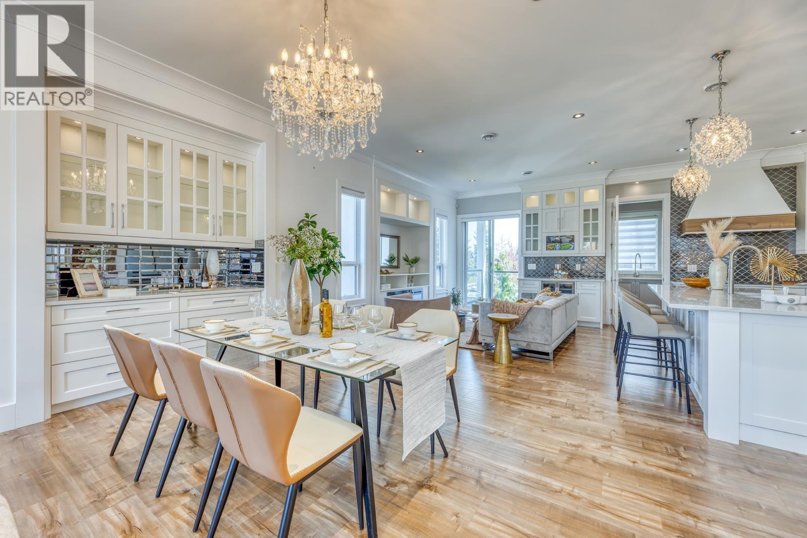 7102 BRIDGE STREET, Richmond