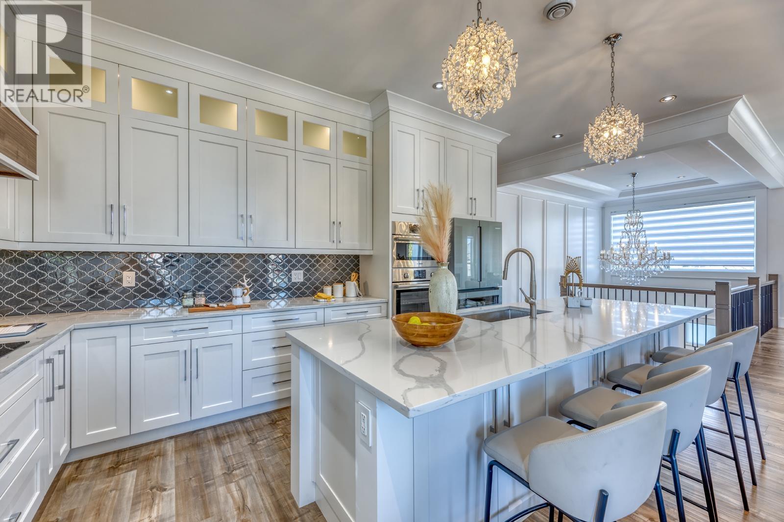 7102 BRIDGE STREET, Richmond