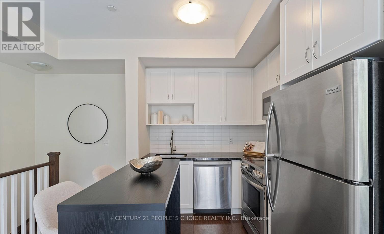 #312 1110 BRIAR HILL AVENUE - 3