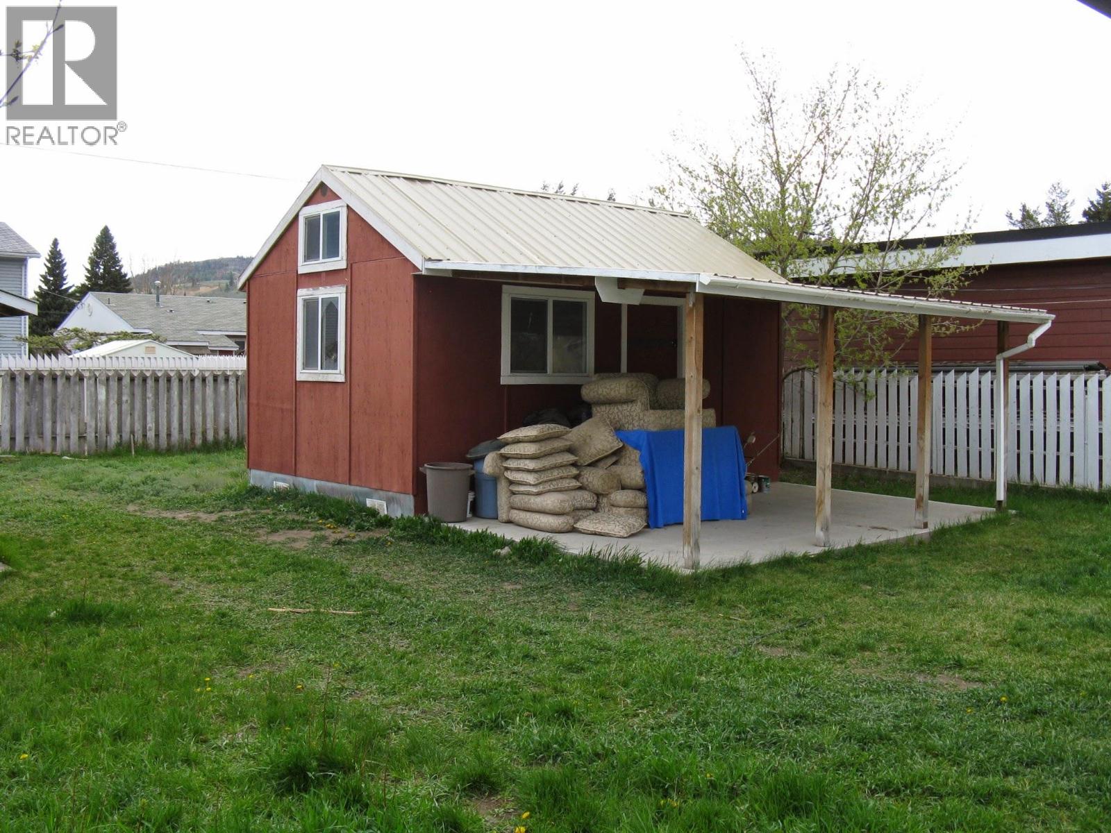 2540 Coutlee Avenue - Image 14