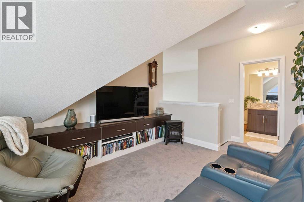 15 Sunset Square, Cochrane