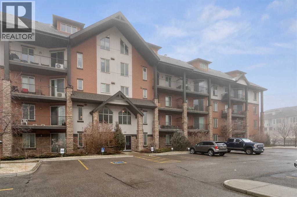 15 Sunset Square, Cochrane