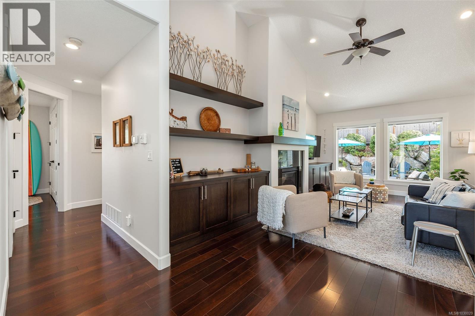 174 Sunningdale Rd E, Qualicum Beach