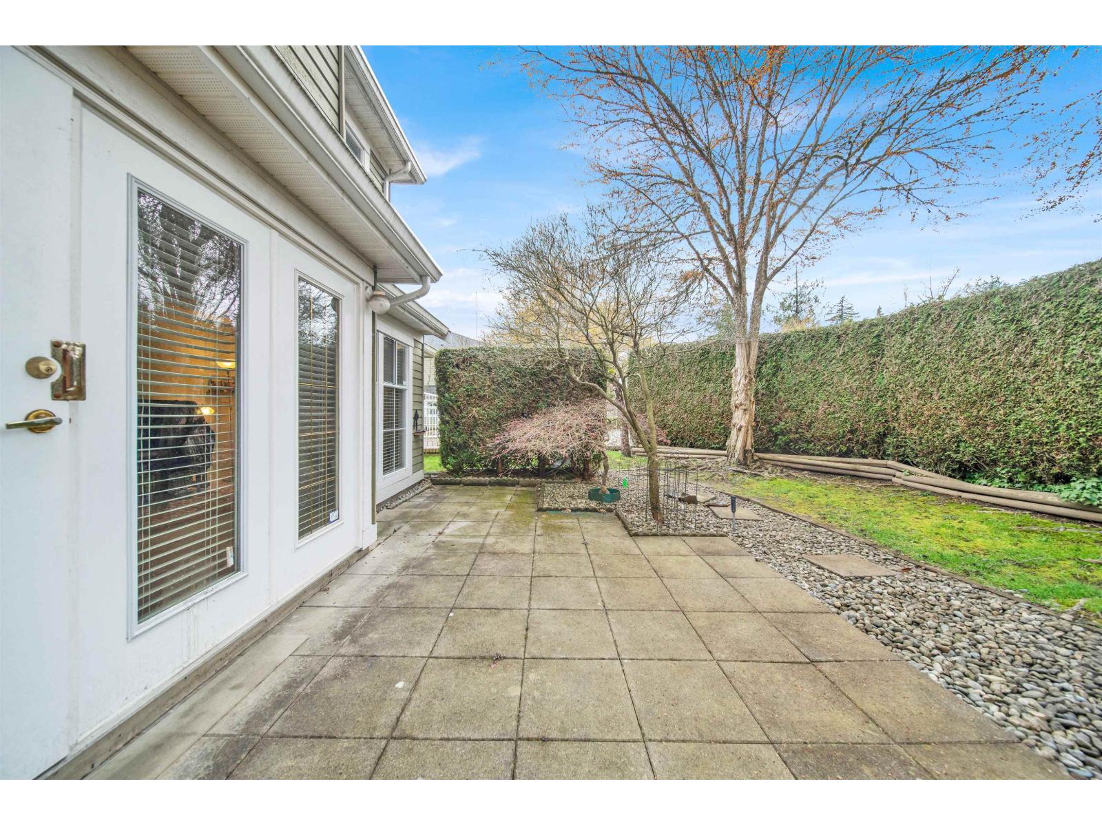 54 8428 VENTURE WAY, Surrey