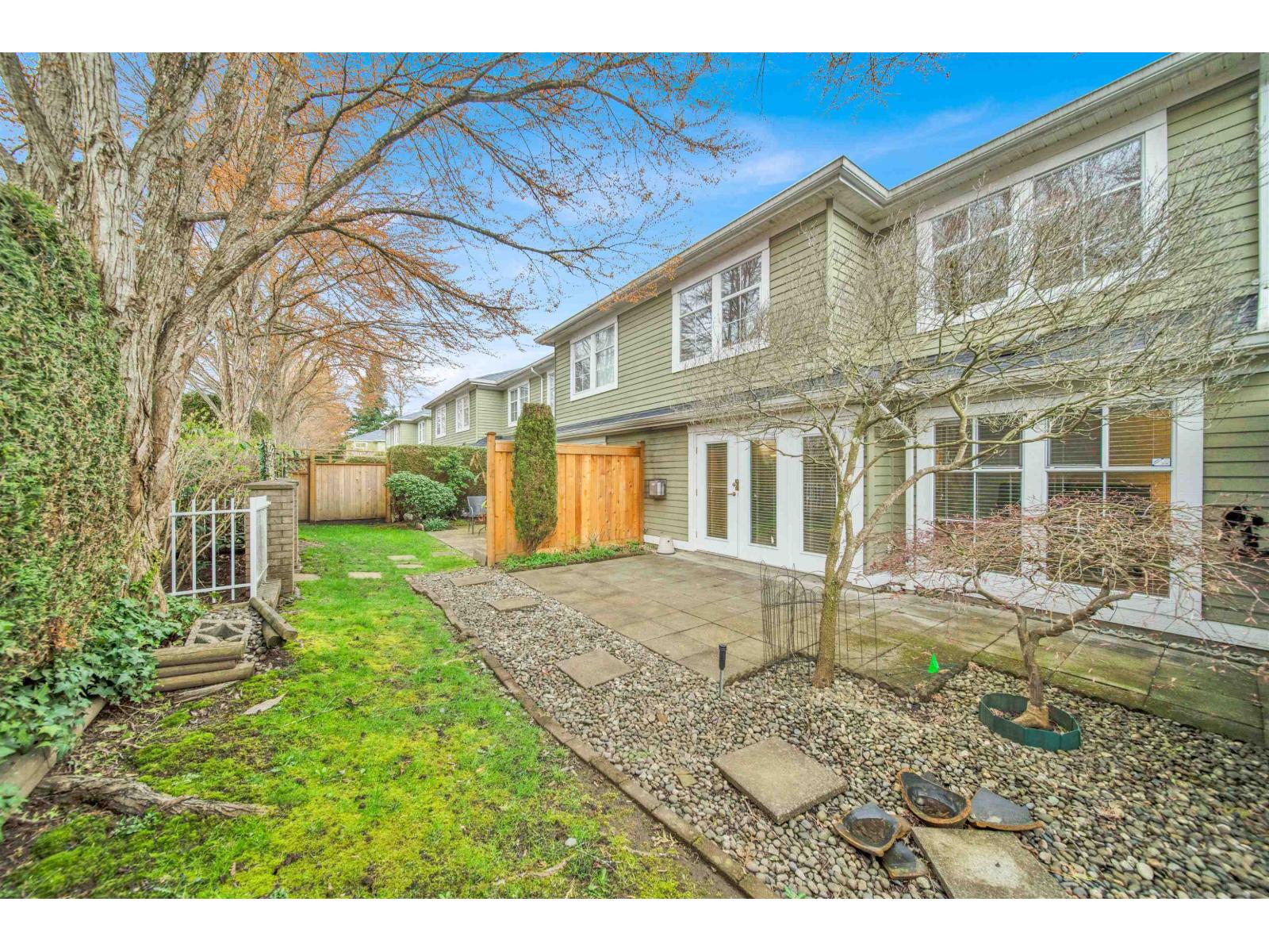 54 8428 VENTURE WAY, Surrey