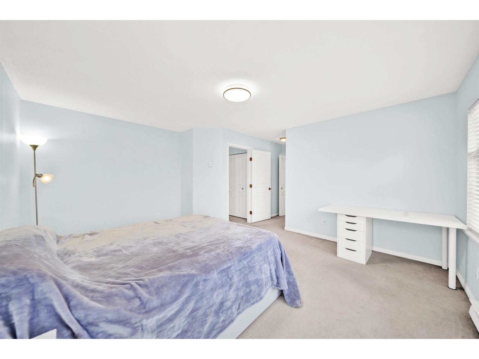 54 8428 VENTURE WAY, Surrey