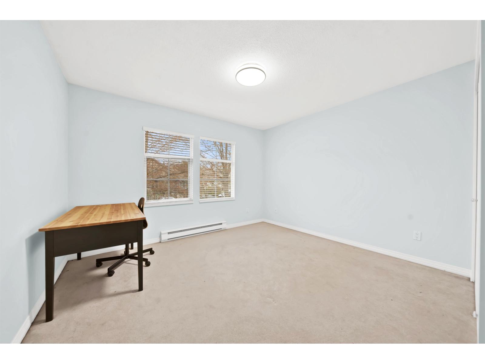 54 8428 VENTURE WAY, Surrey