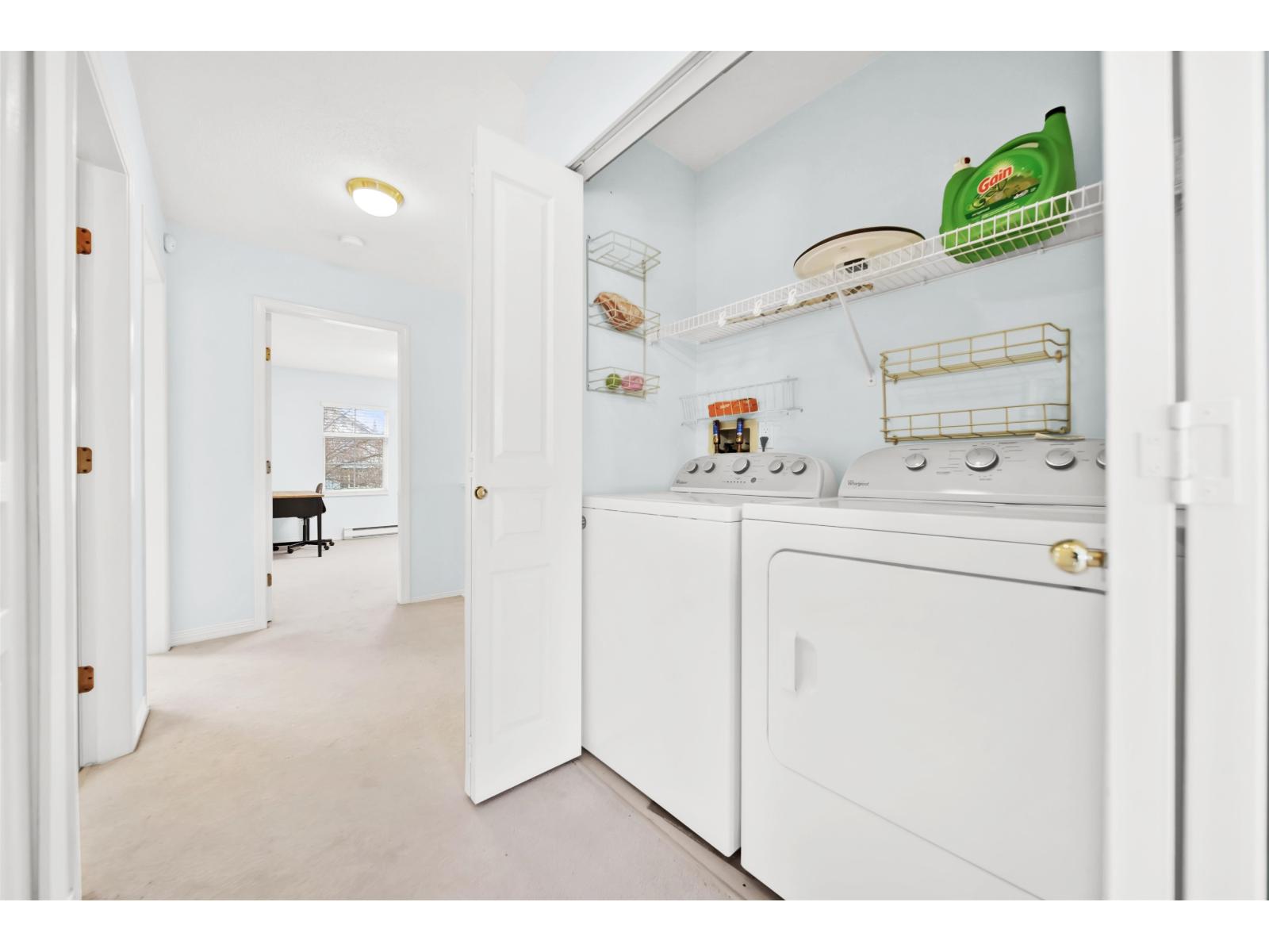 54 8428 VENTURE WAY, Surrey