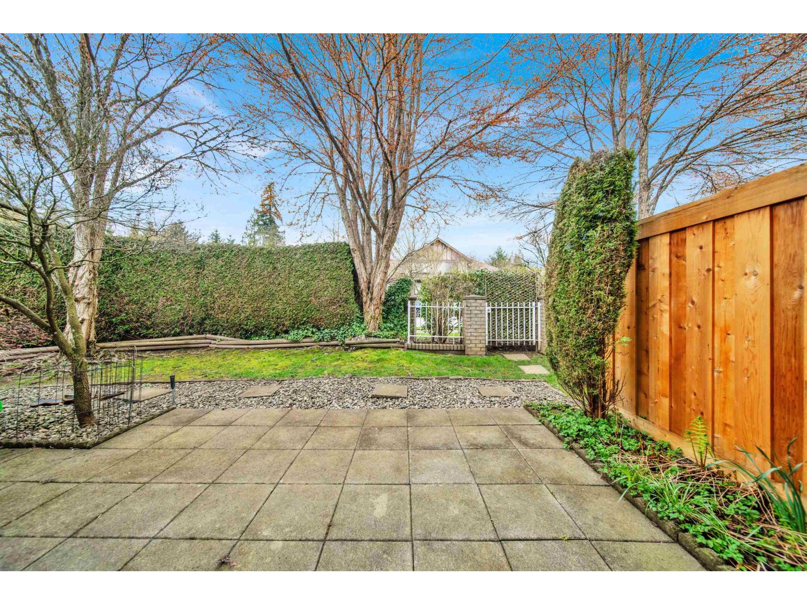 54 8428 VENTURE WAY, Surrey
