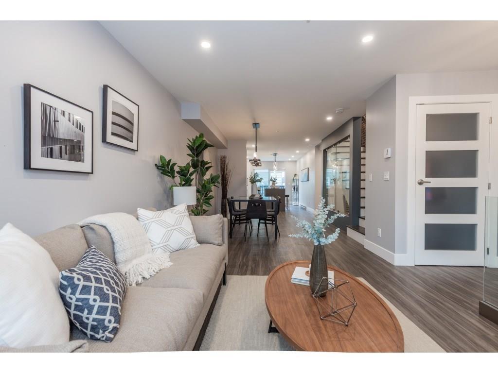 3 15833 26 AVENUE, Surrey