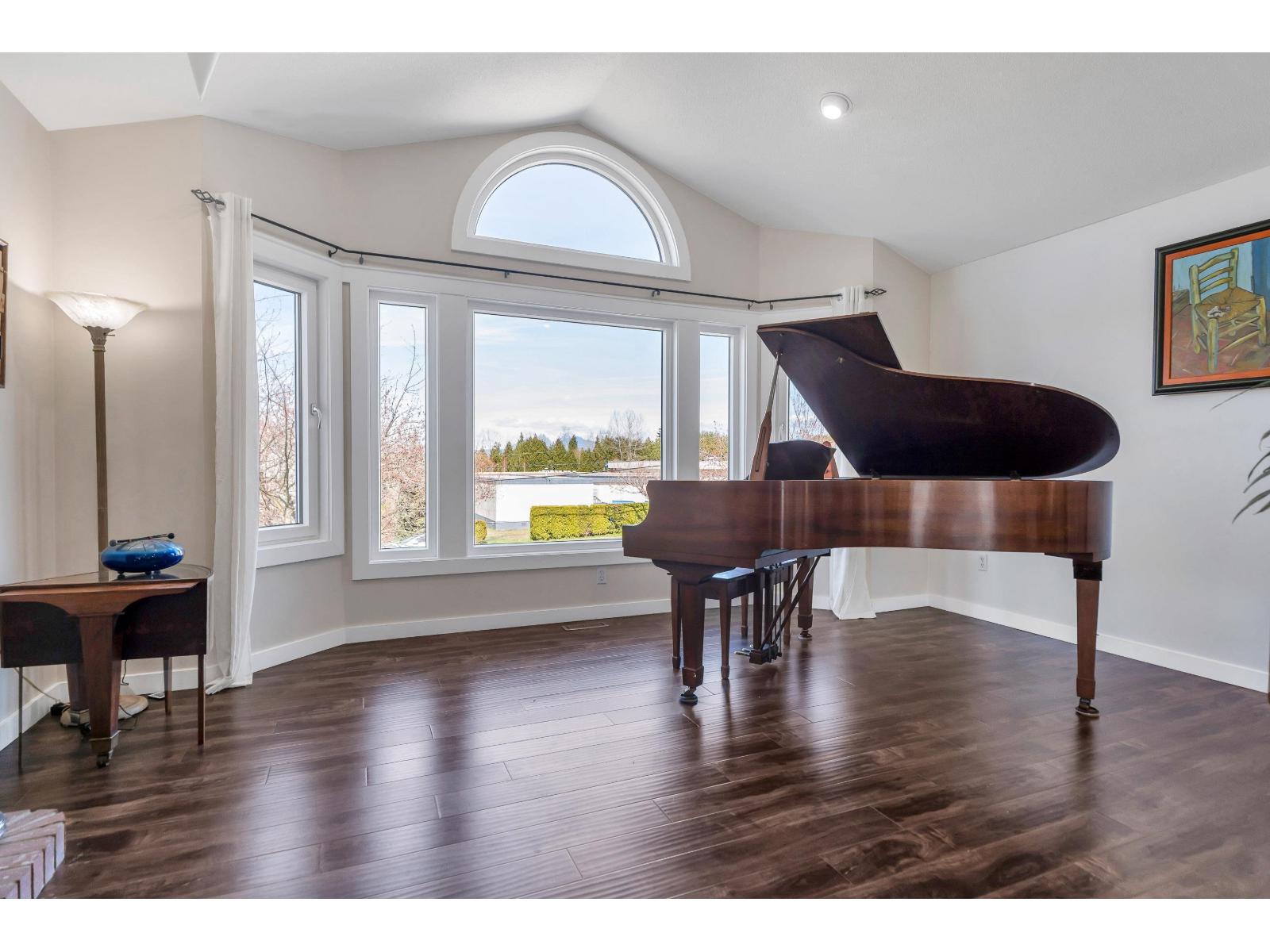 21720 50 AVENUE, Langley