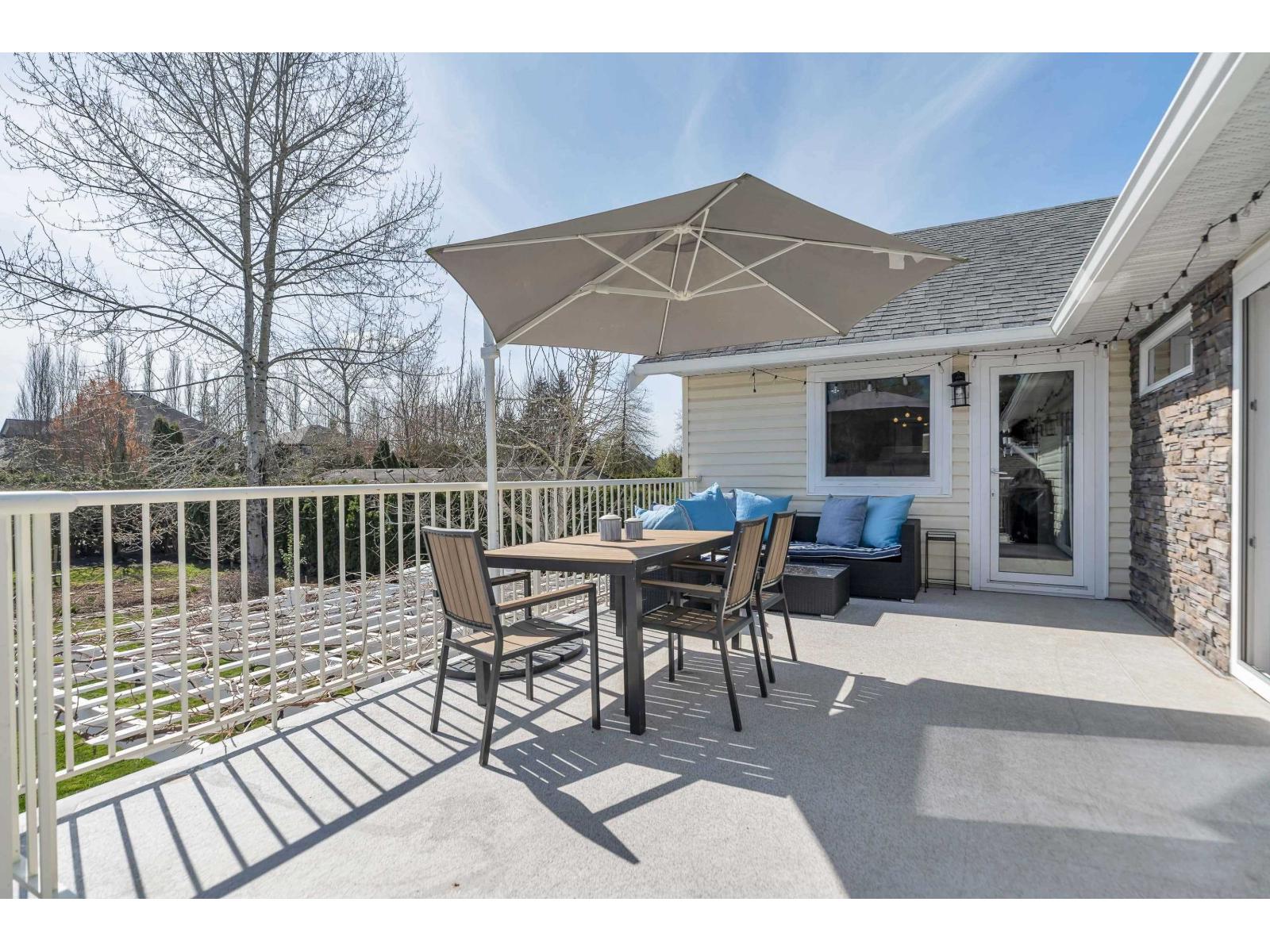 21720 50 AVENUE, Langley