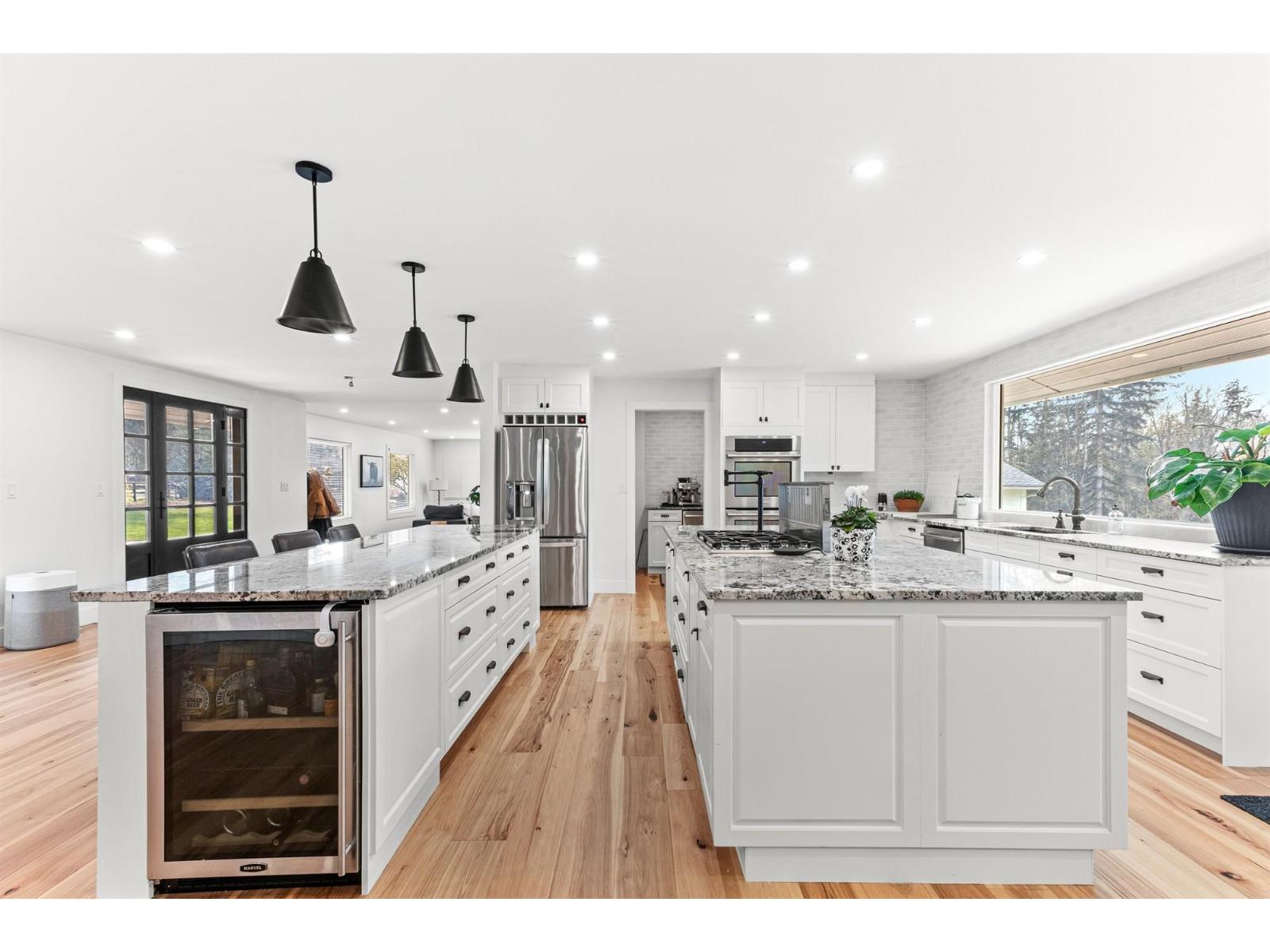 7025 HESSLEA CRESCENT, Abbotsford