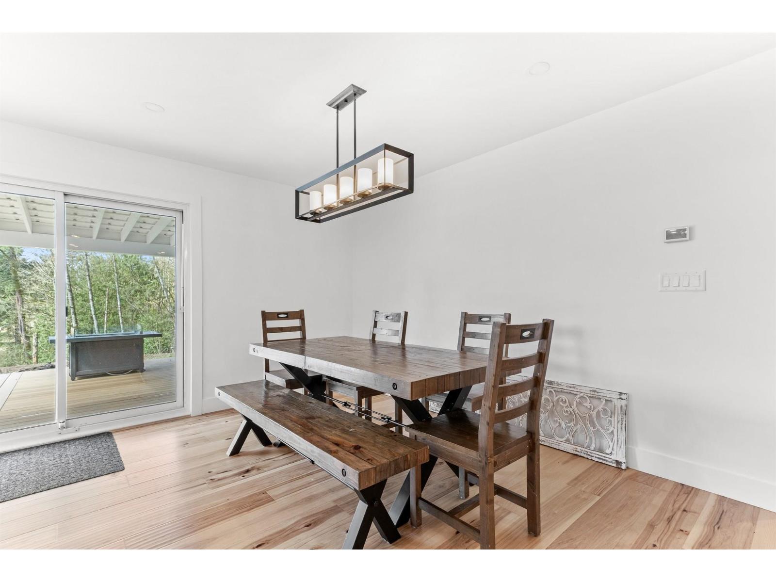 7025 HESSLEA CRESCENT, Abbotsford