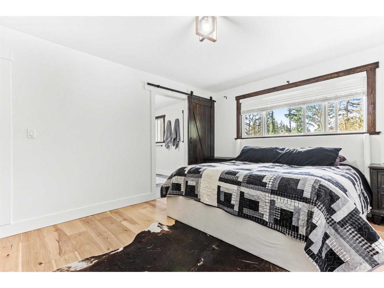 7025 HESSLEA CRESCENT, Abbotsford