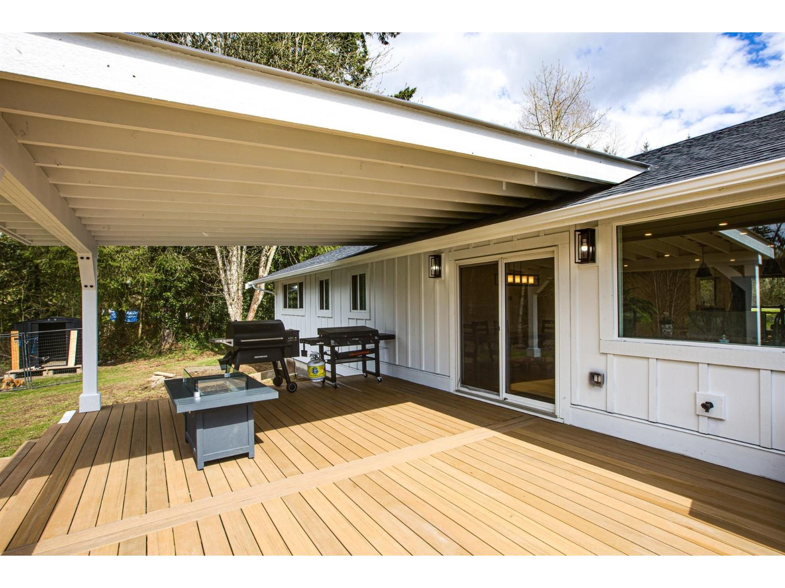 7025 HESSLEA CRESCENT, Abbotsford