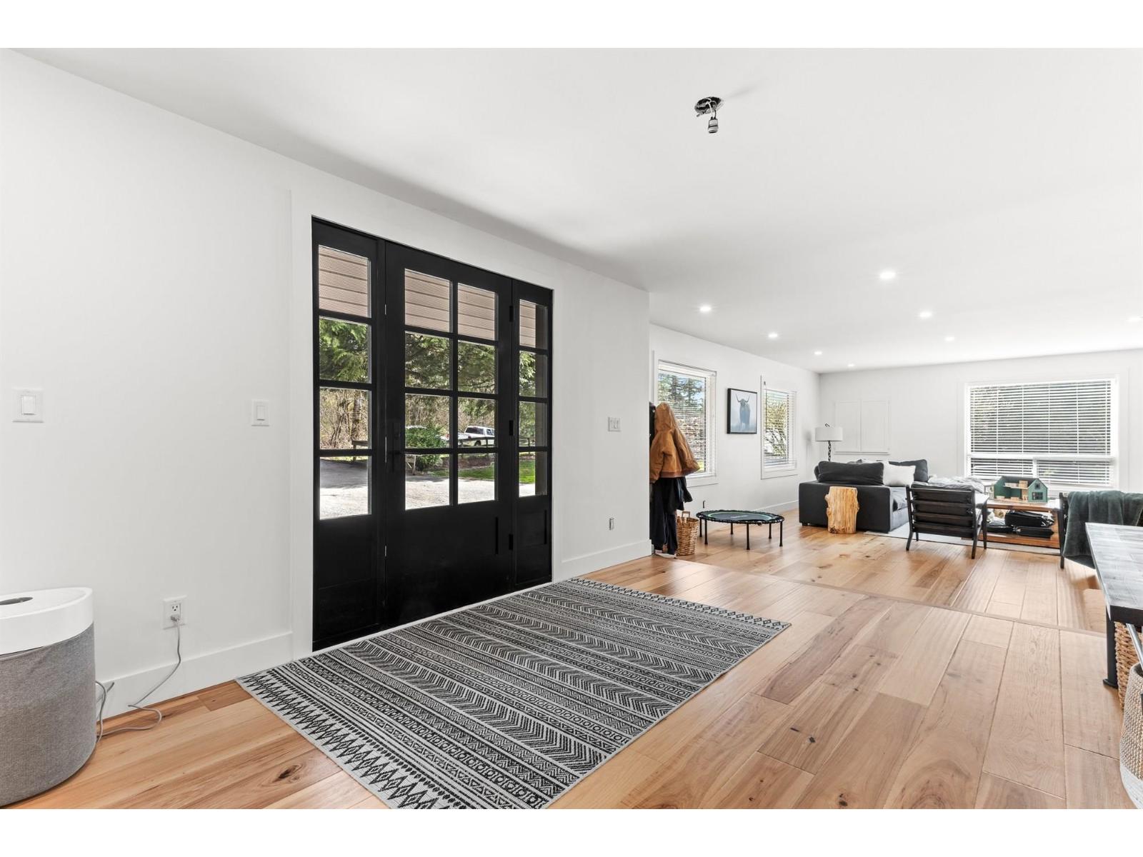 7025 HESSLEA CRESCENT, Abbotsford