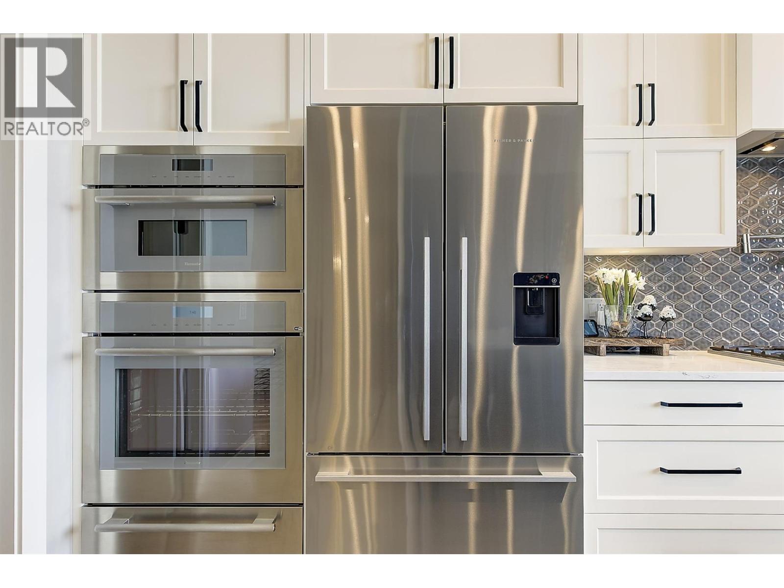 2617 Casa Palmero Drive, West Kelowna