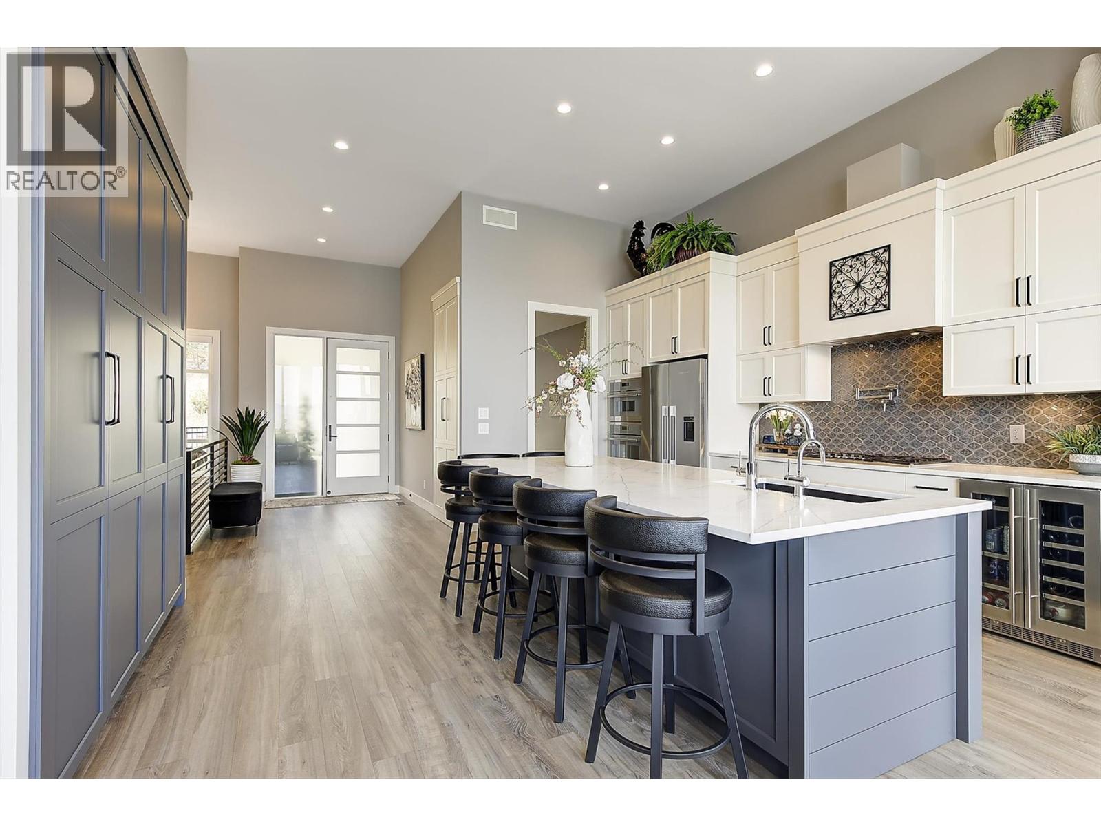 2617 Casa Palmero Drive, West Kelowna