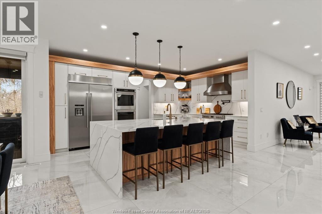 3082 BETTS AVENUE - 6