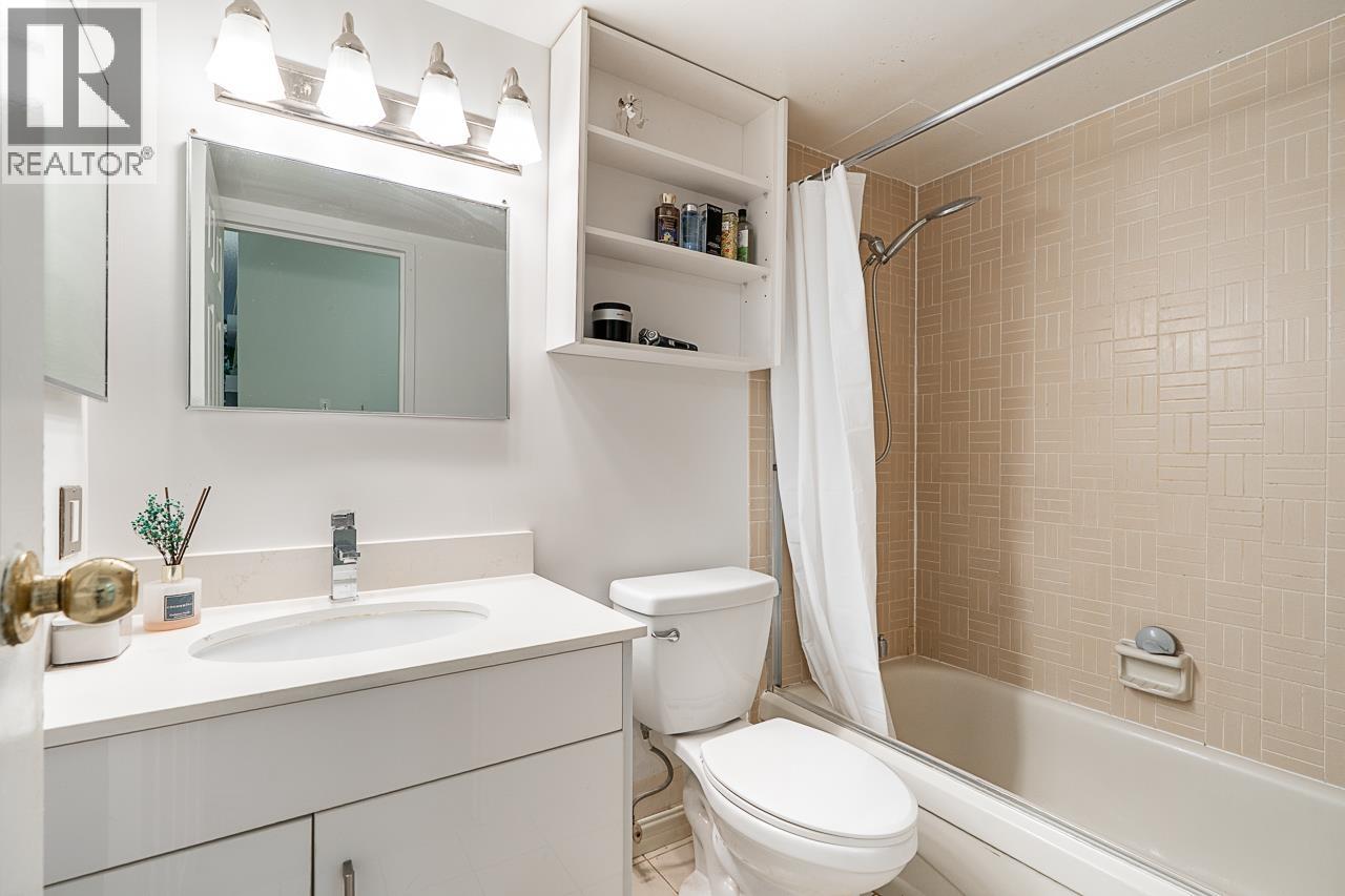 210 8640 CITATION DRIVE, Richmond