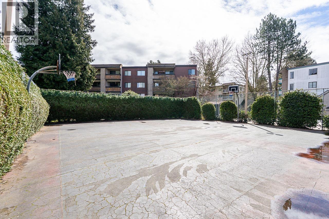 210 8640 CITATION DRIVE, Richmond