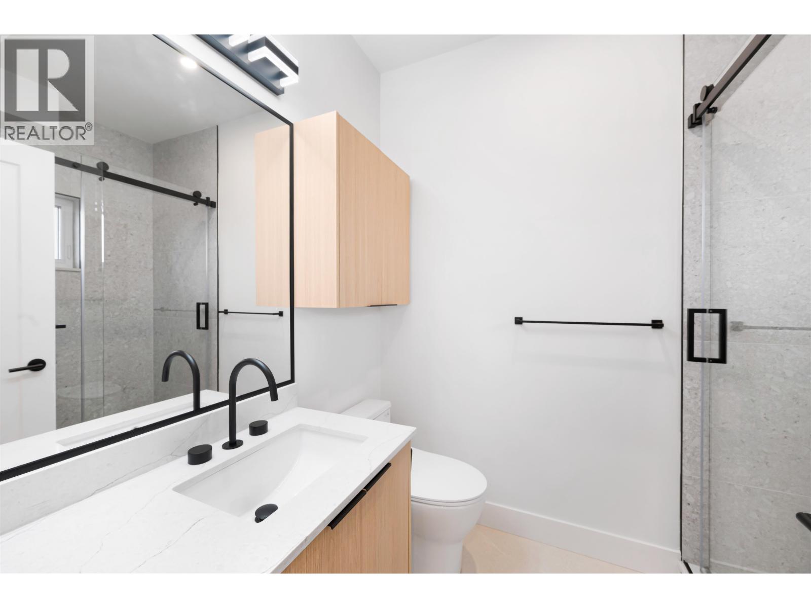 6 4855 VENABLES STREET, Burnaby