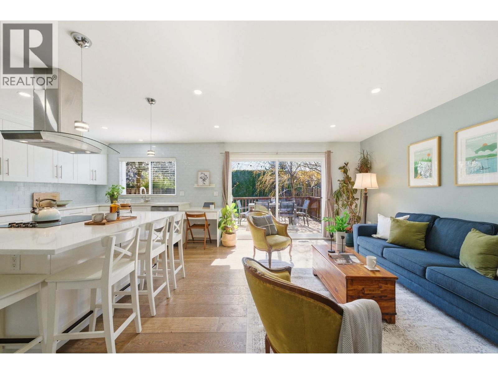 931 OLD LILLOOET ROAD, North Vancouver