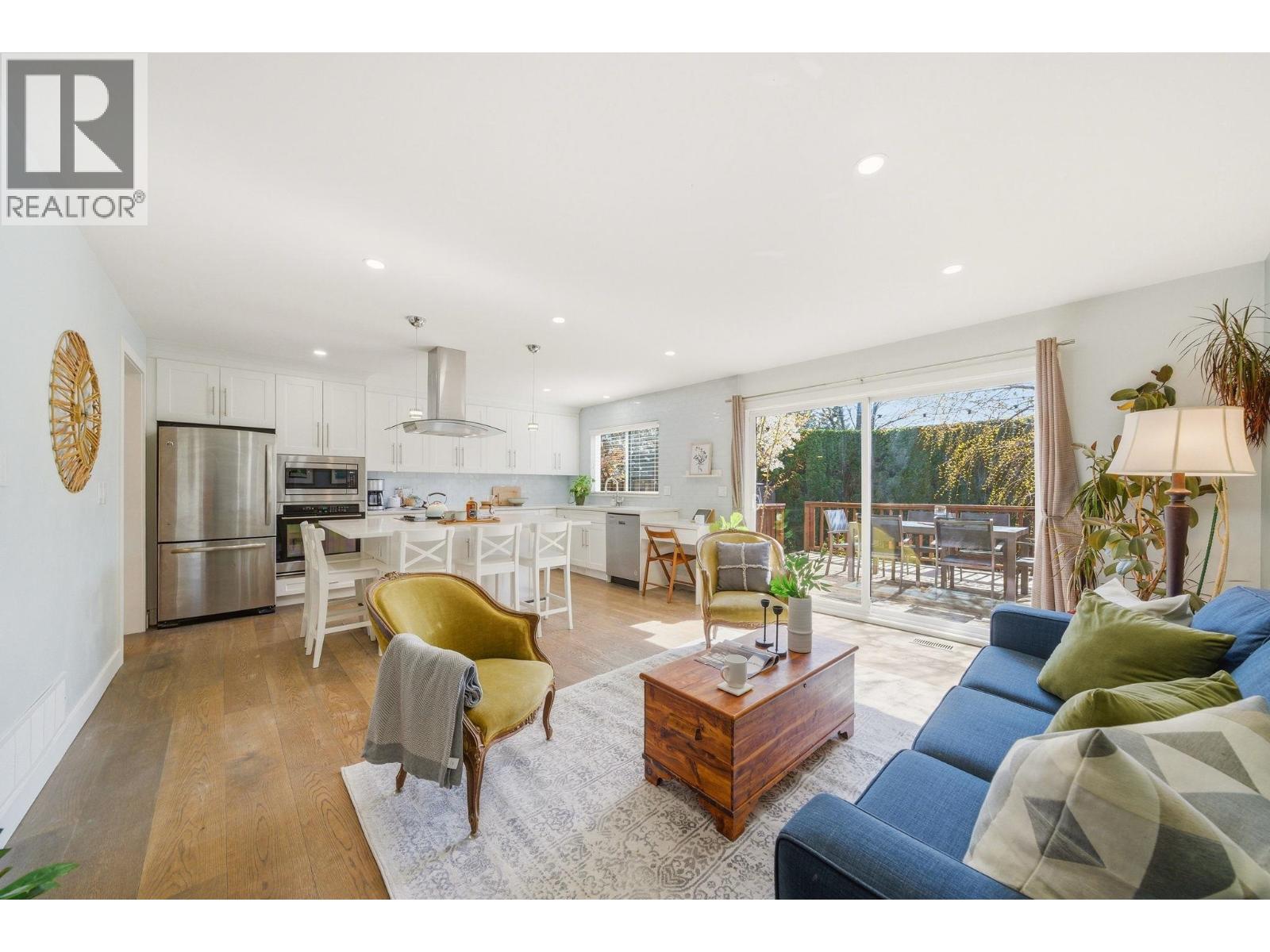 931 OLD LILLOOET ROAD, North Vancouver