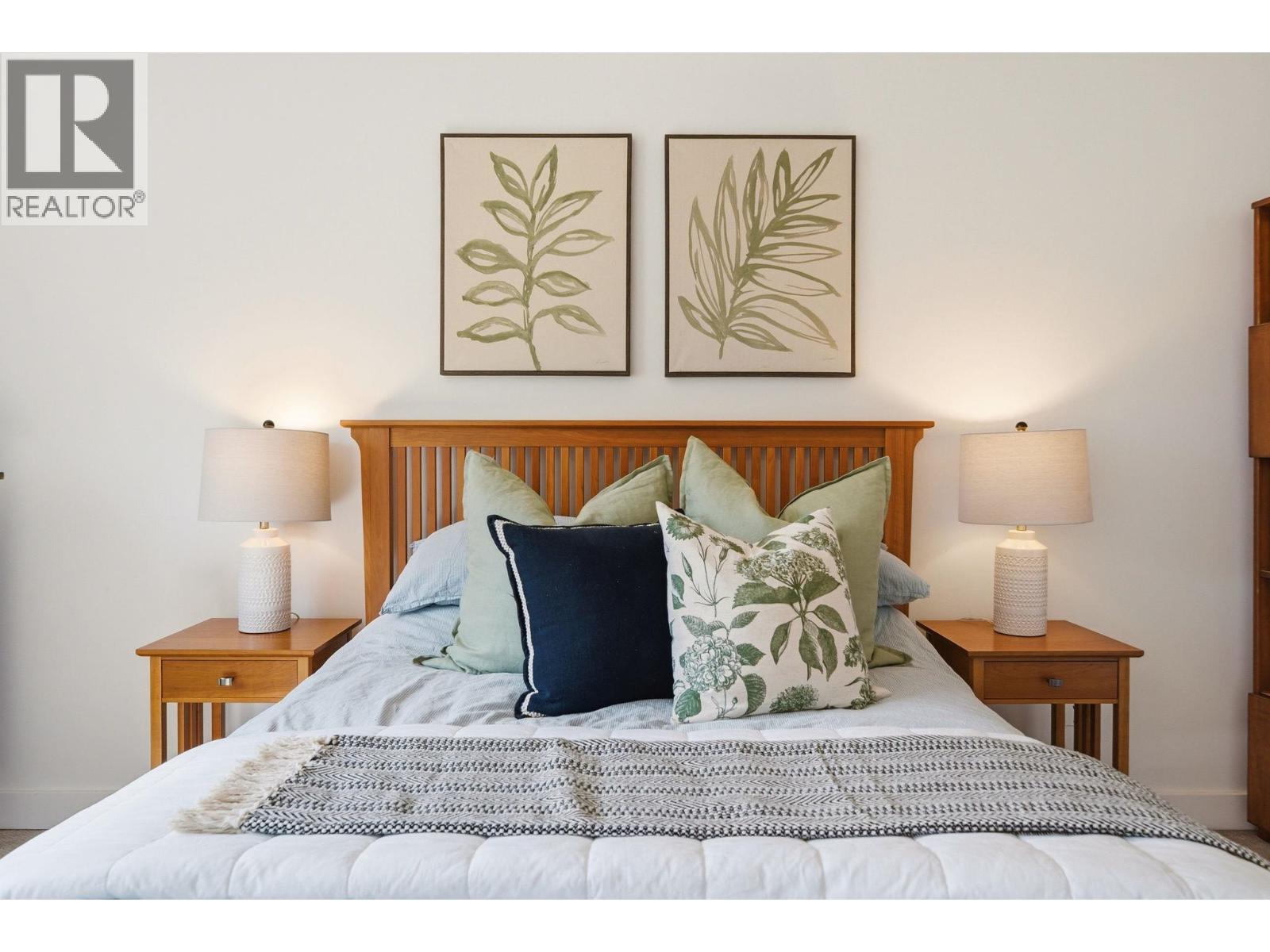 931 OLD LILLOOET ROAD, North Vancouver