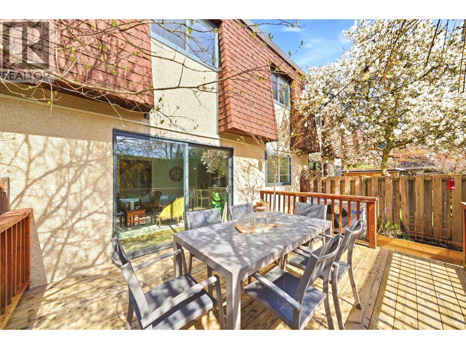 931 OLD LILLOOET ROAD, North Vancouver