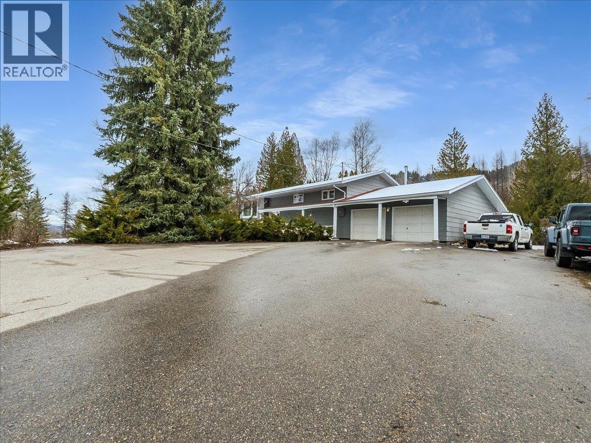 1076 COLUMBIA GARDENS ROAD - 5