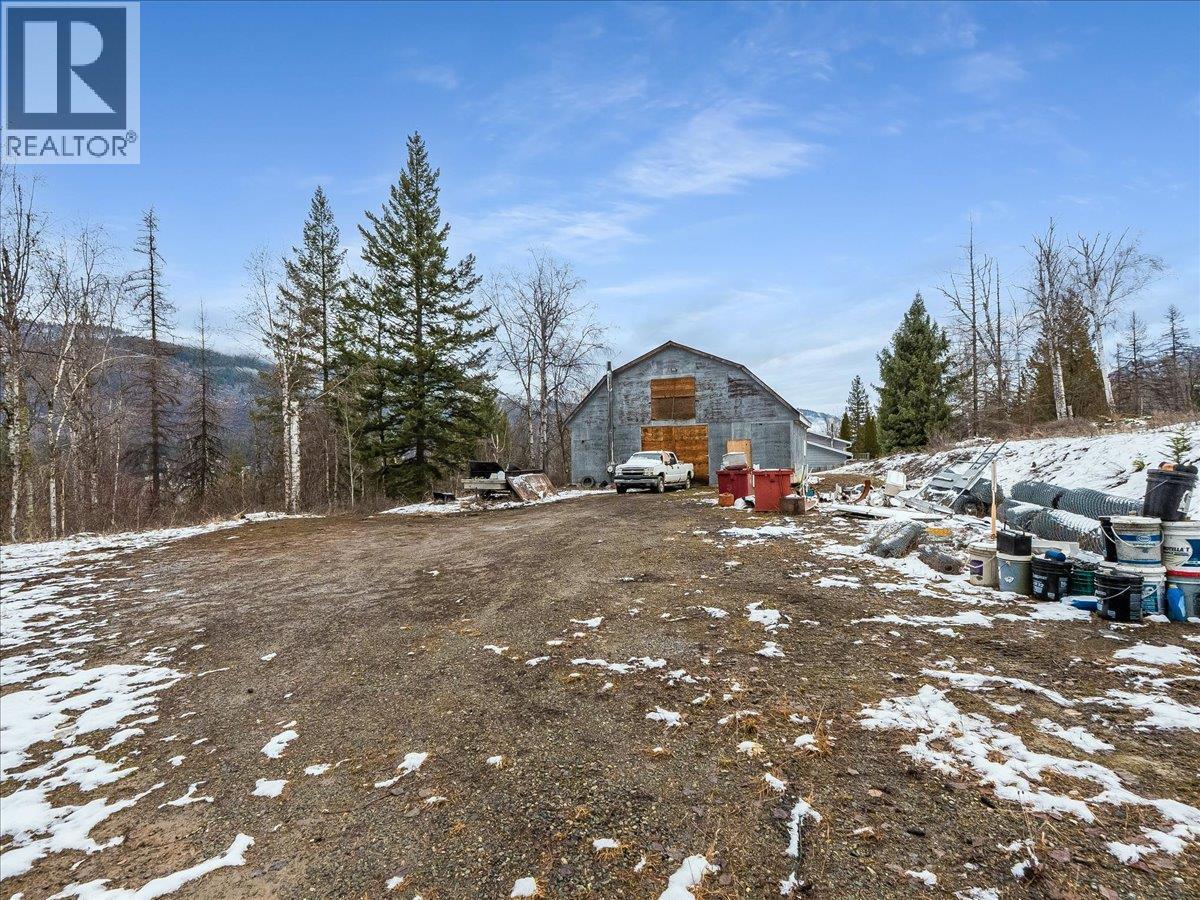 1076 COLUMBIA GARDENS ROAD - 53